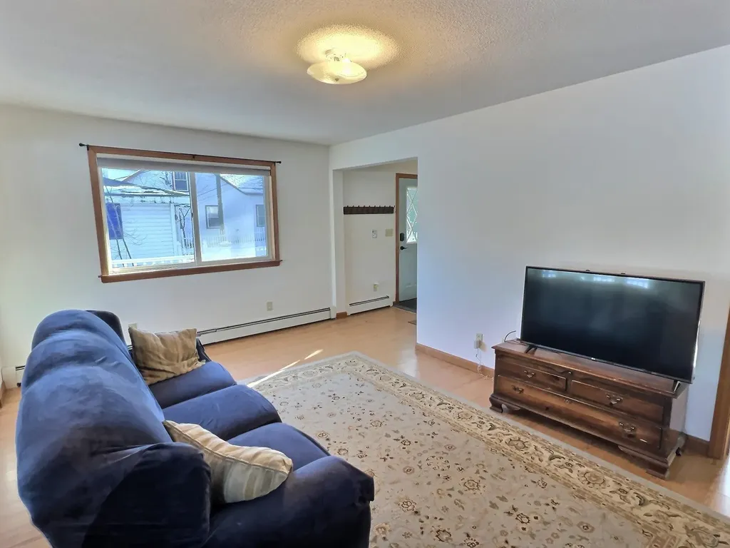 16 Sunnyside Terrace Sunapee NH 03782