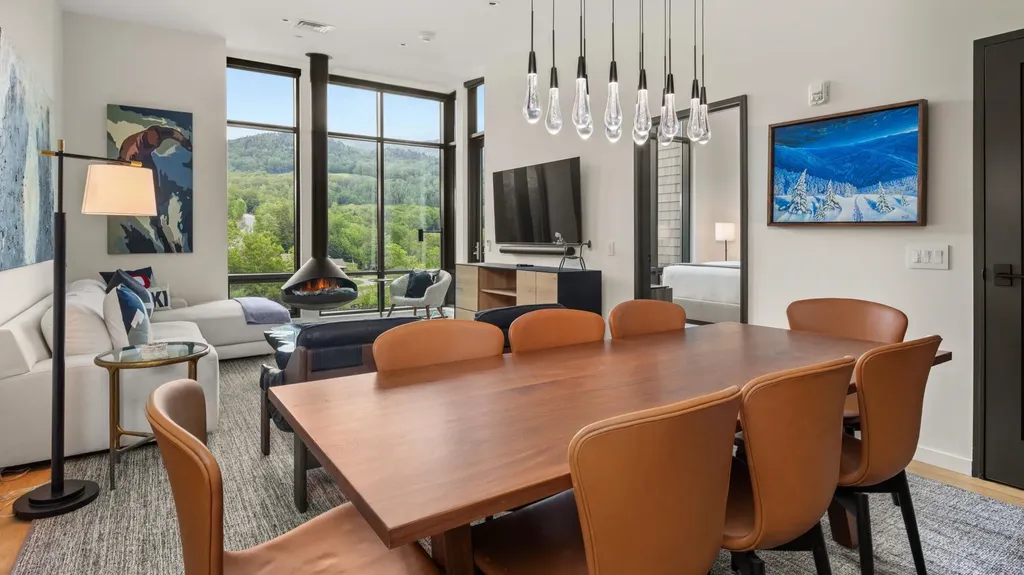 69 Hourglass Drive Stowe VT 05672