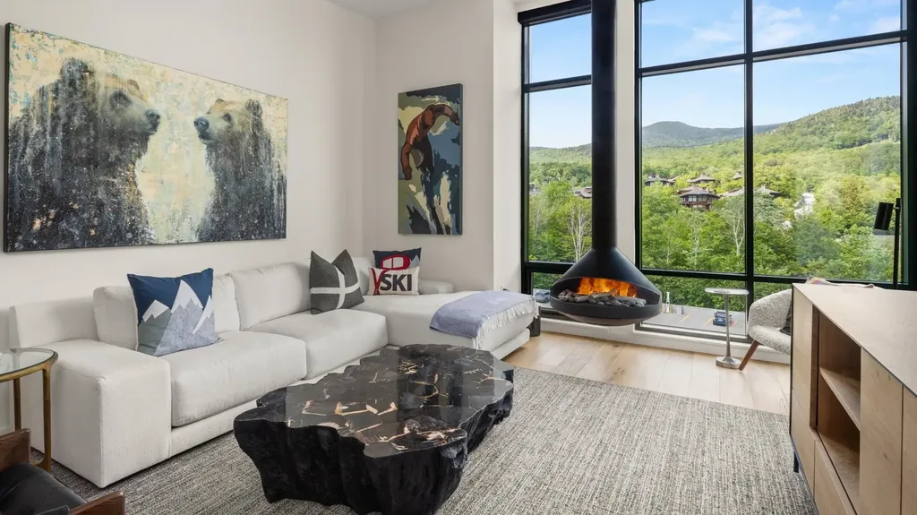 69 Hourglass Drive Stowe VT 05672