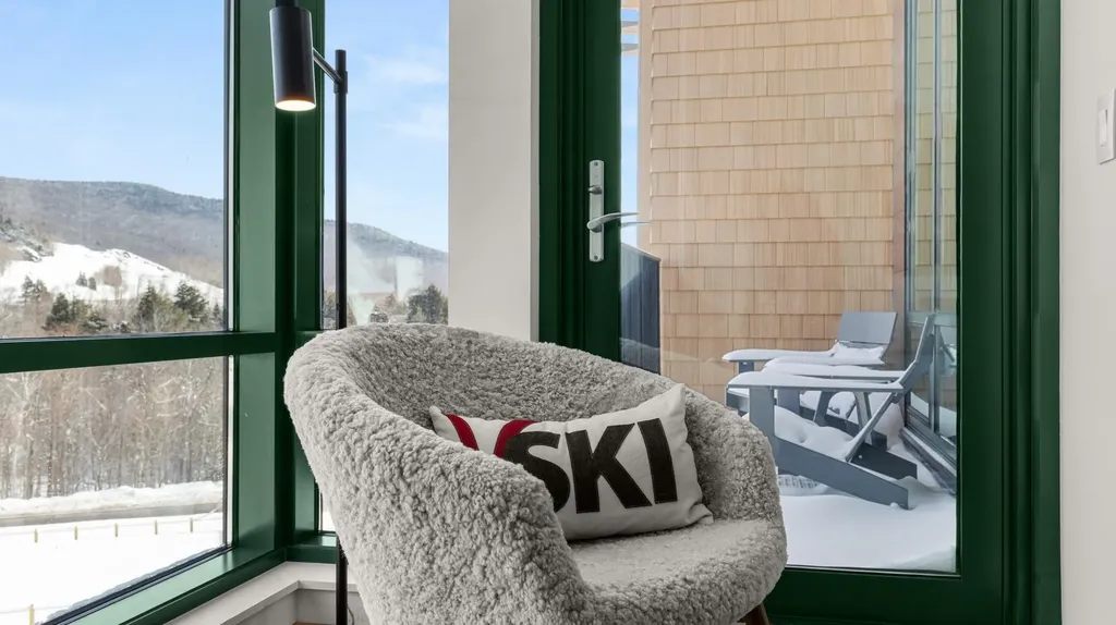 69 Hourglass Drive Stowe VT 05672