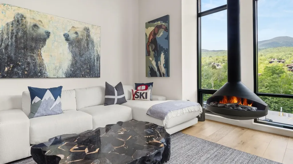 69 Hourglass Drive Stowe VT 05672