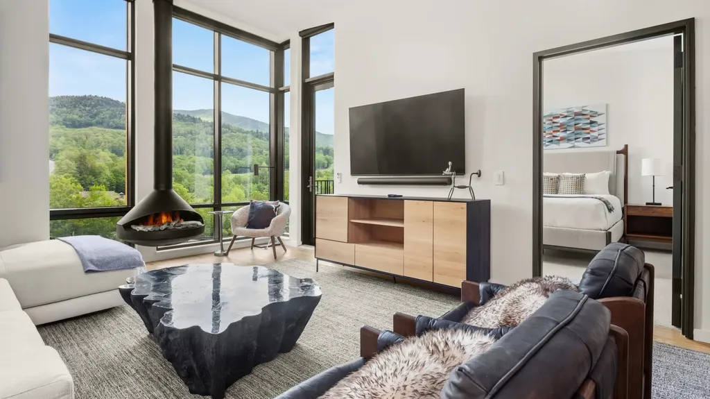 69 Hourglass Drive Stowe VT 05672