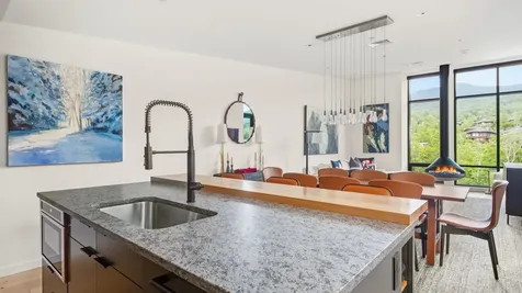 69 Hourglass Drive Stowe VT 05672