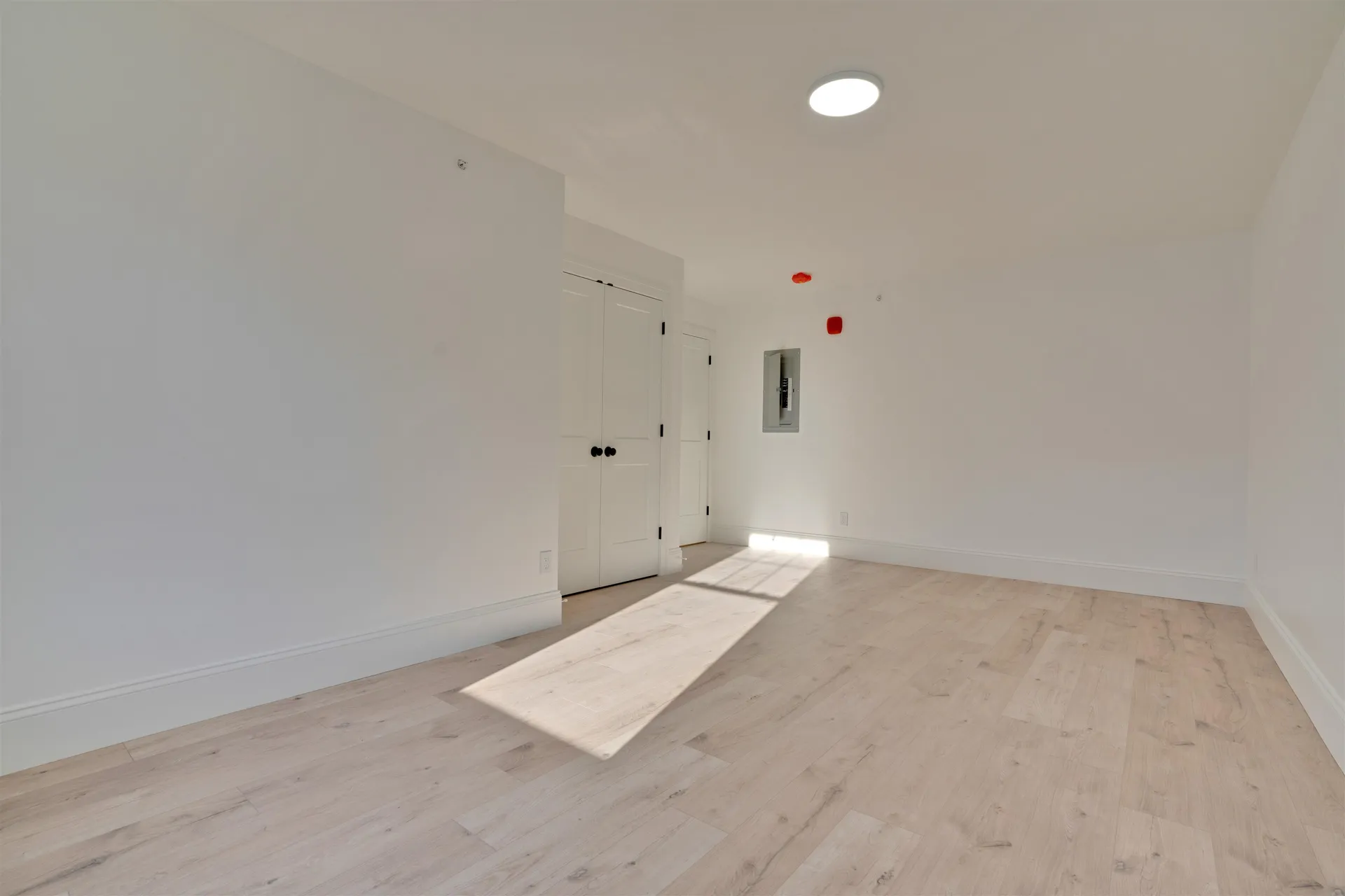 2 Cape Coral Way Rochester NH 03867