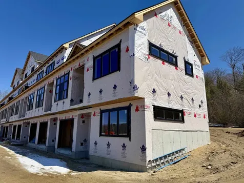 Unit 41 Stonewall Corners Way Laconia NH 03246