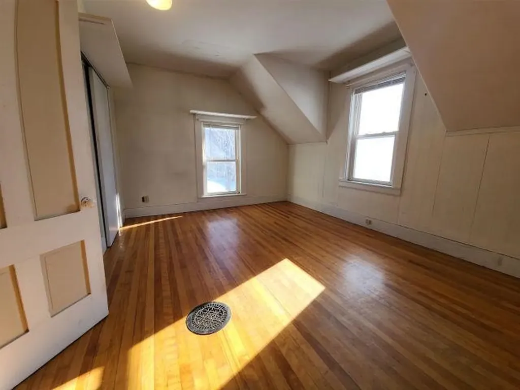 24 Jewel Street Gorham NH 03581