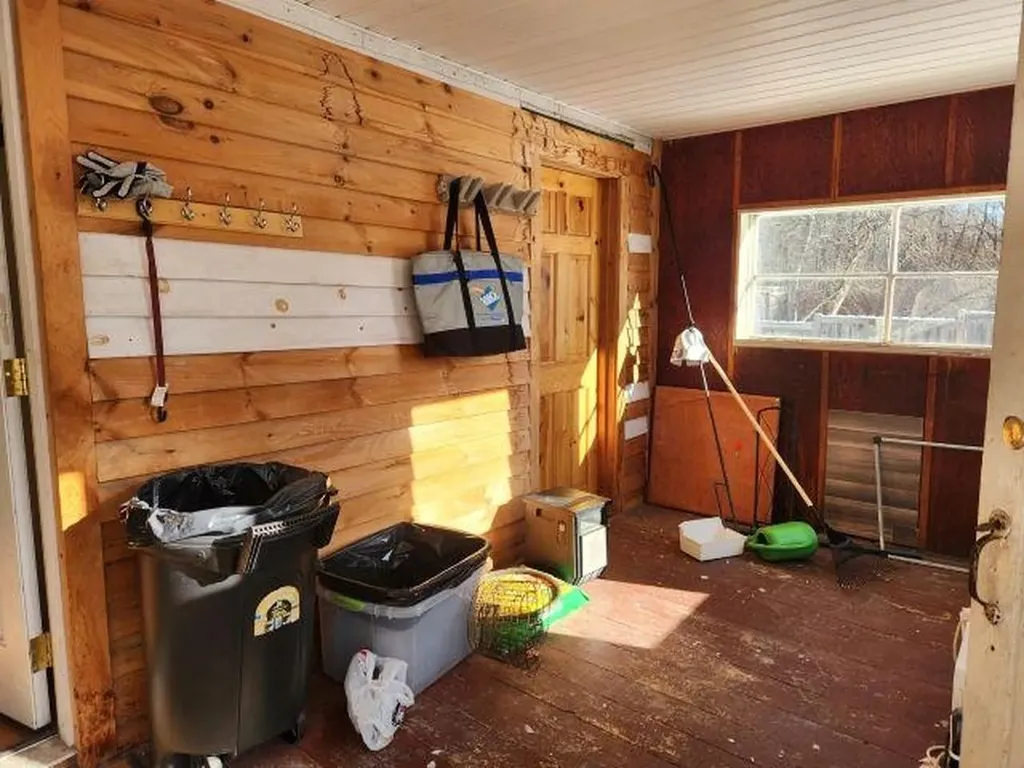 24 Jewel Street Gorham NH 03581