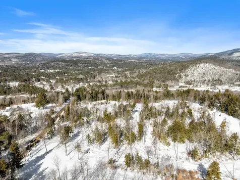 63 Old Winslow Road Wilmot NH 03287