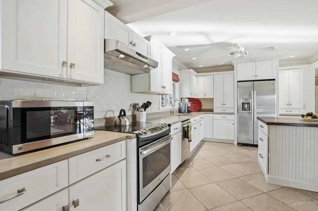 145 Cannon Point Road Charlotte VT 05445