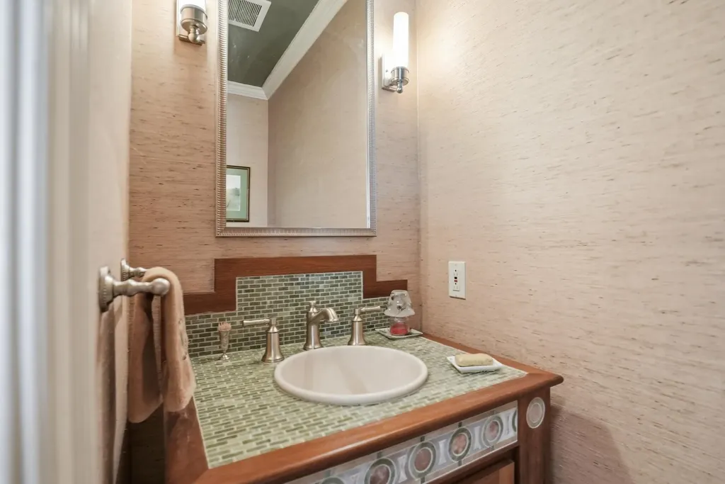 145 Cannon Point Road Charlotte VT 05445