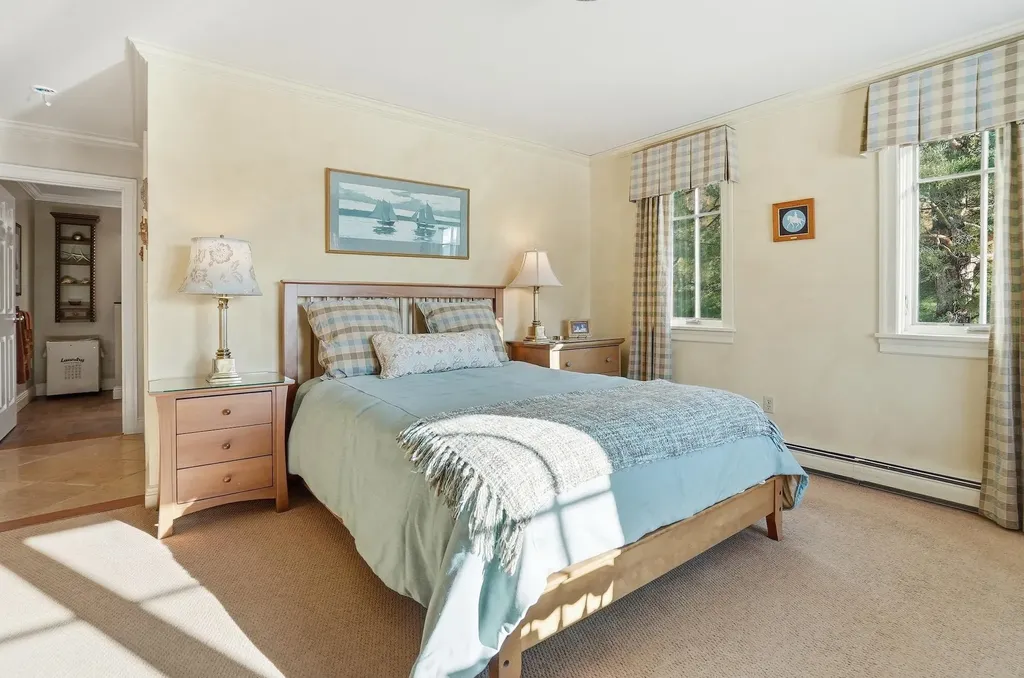 145 Cannon Point Road Charlotte VT 05445