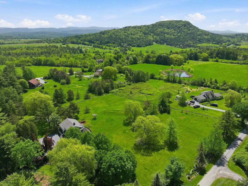 145 Cannon Point Road Charlotte VT 05445