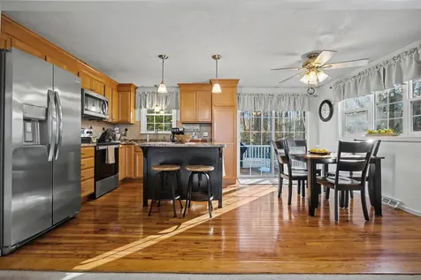 42 Kendall Pond Road Derry NH 03038