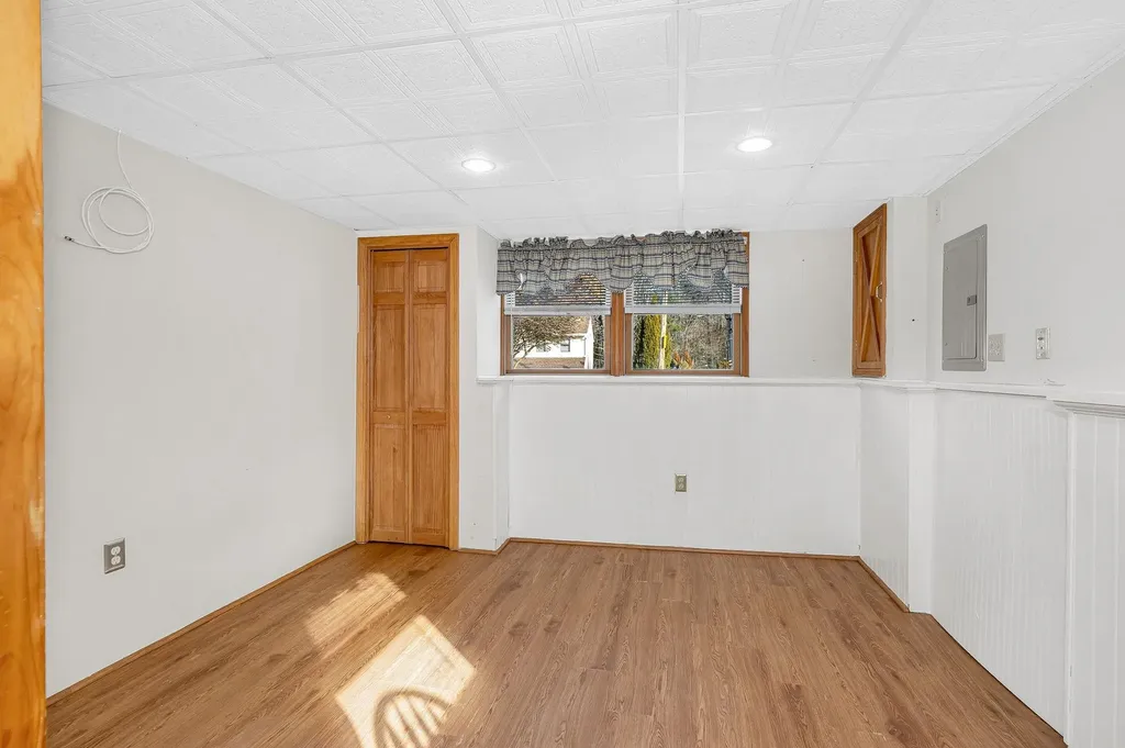 25 Robinhood Road Nashua NH 03062