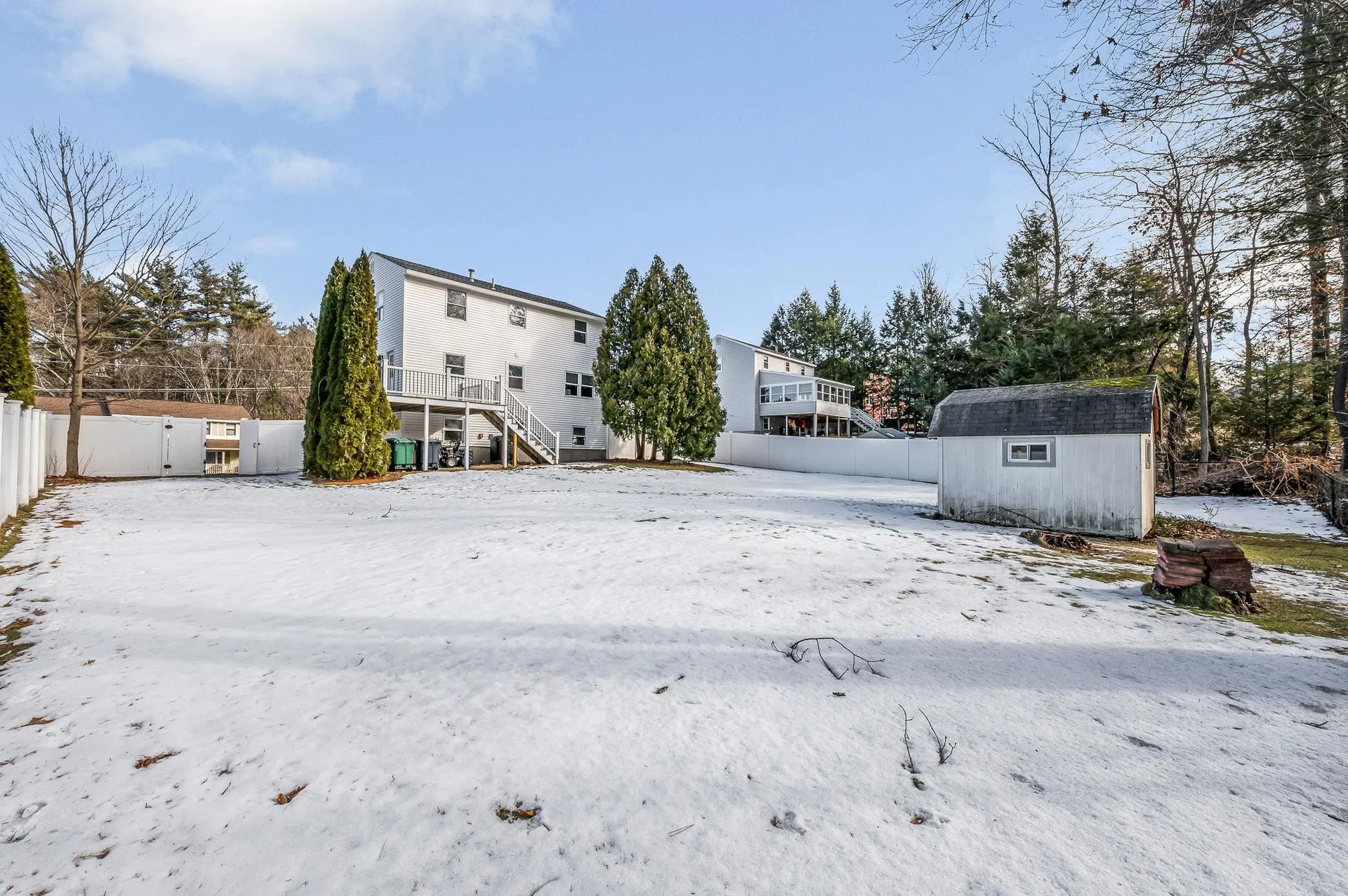 25 Robinhood Road Nashua NH 03062