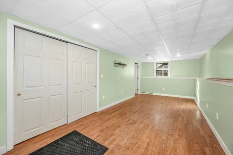 25 Robinhood Road Nashua NH 03062