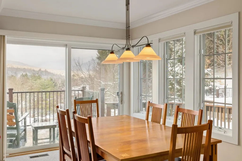 646 Topnotch Drive Stowe VT 05672