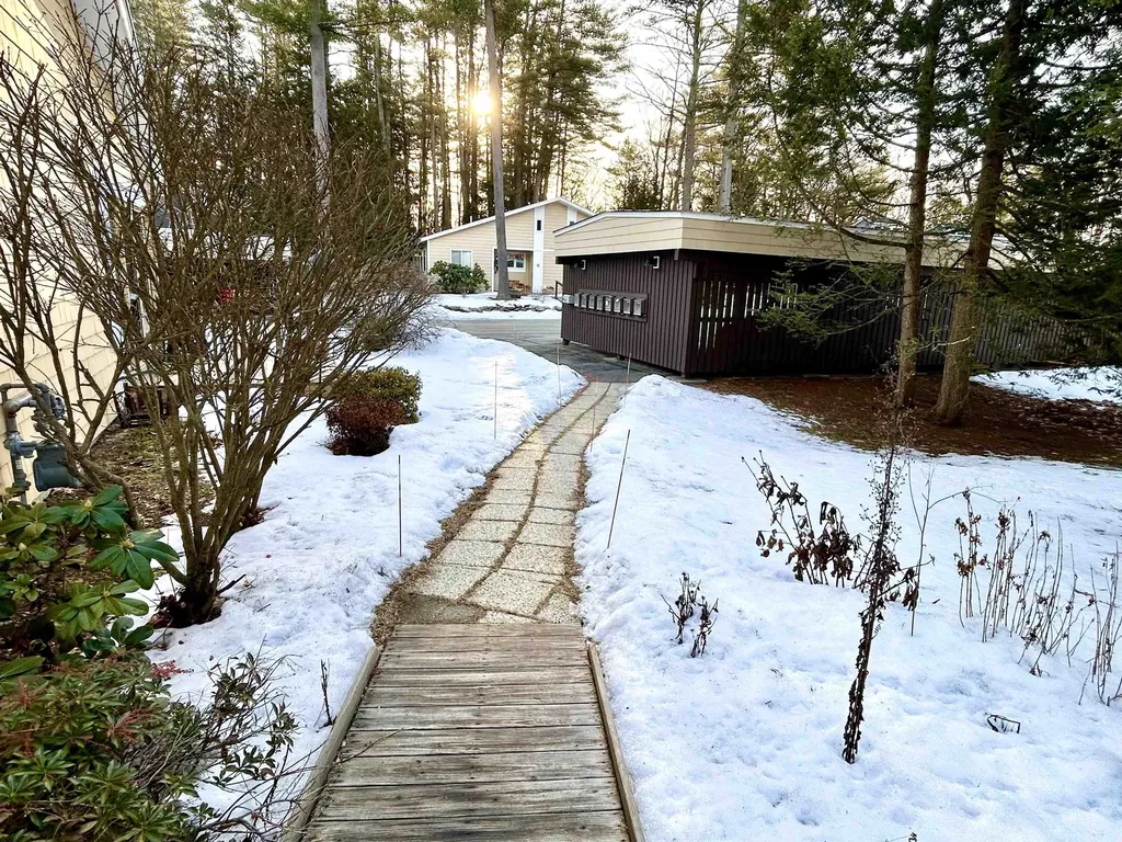 14 Amoskeag Road Concord NH 03301