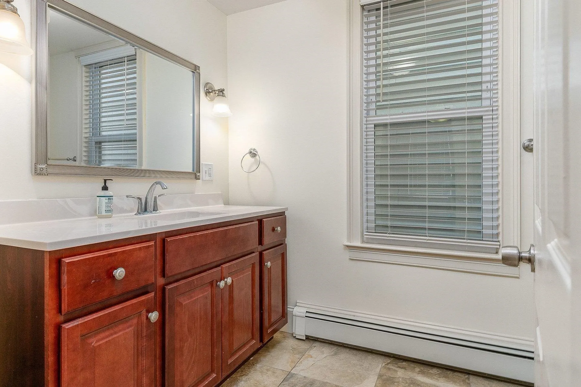 83 Cabot Street Portsmouth NH 03801