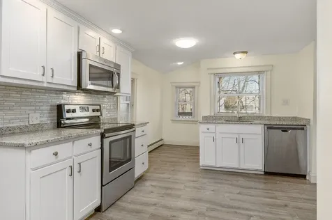 83 Cabot Street Portsmouth NH 03801