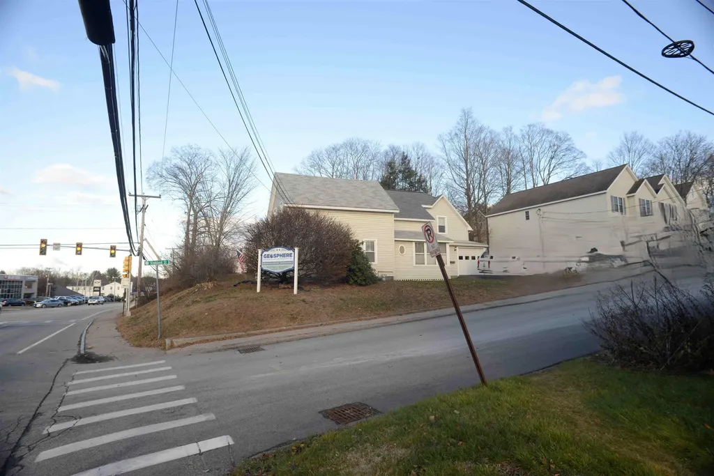 51 Portsmouth Avenue Exeter NH 03833