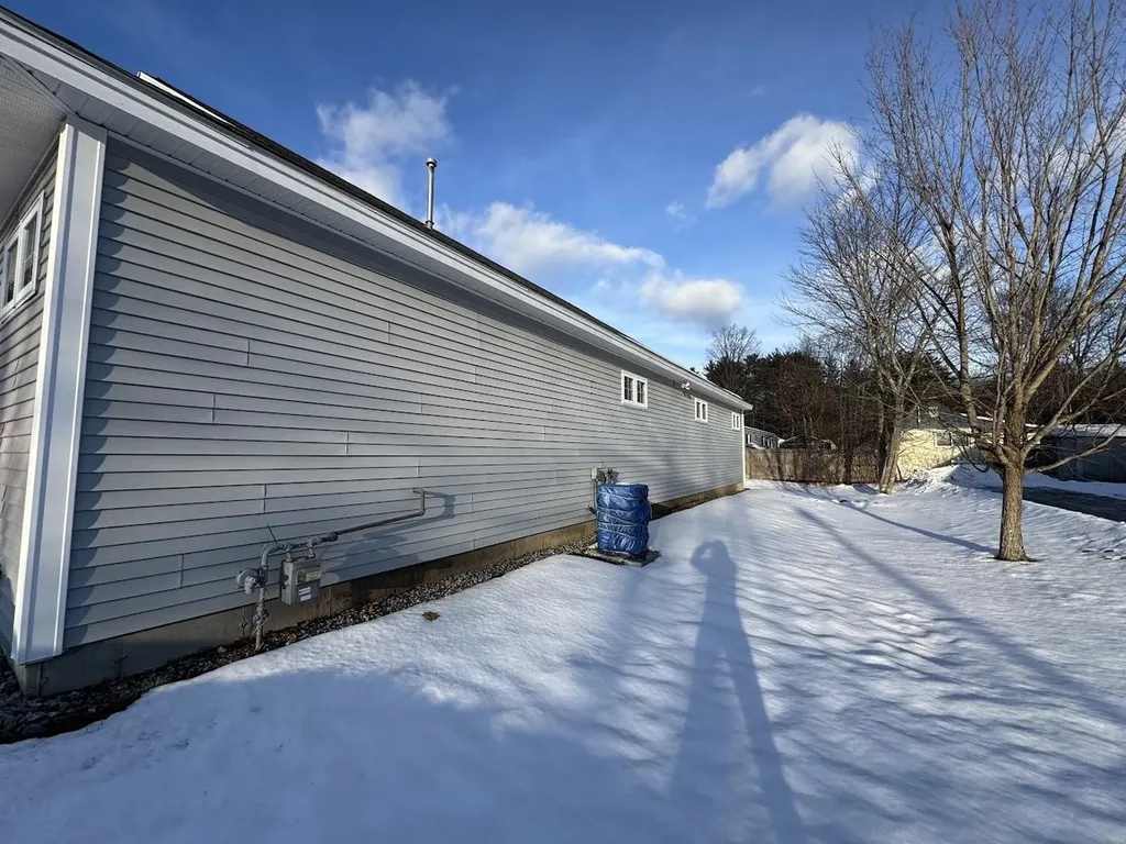 78 Fisherville Road Concord NH 03301