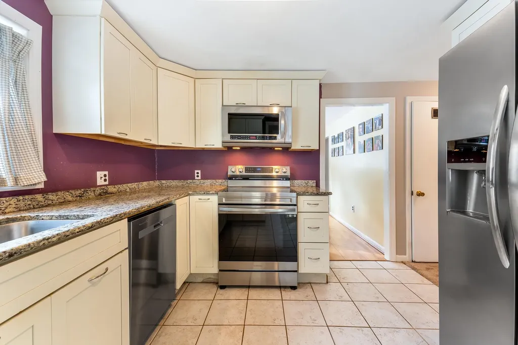 97 Muchado Drive Barrington NH 03825