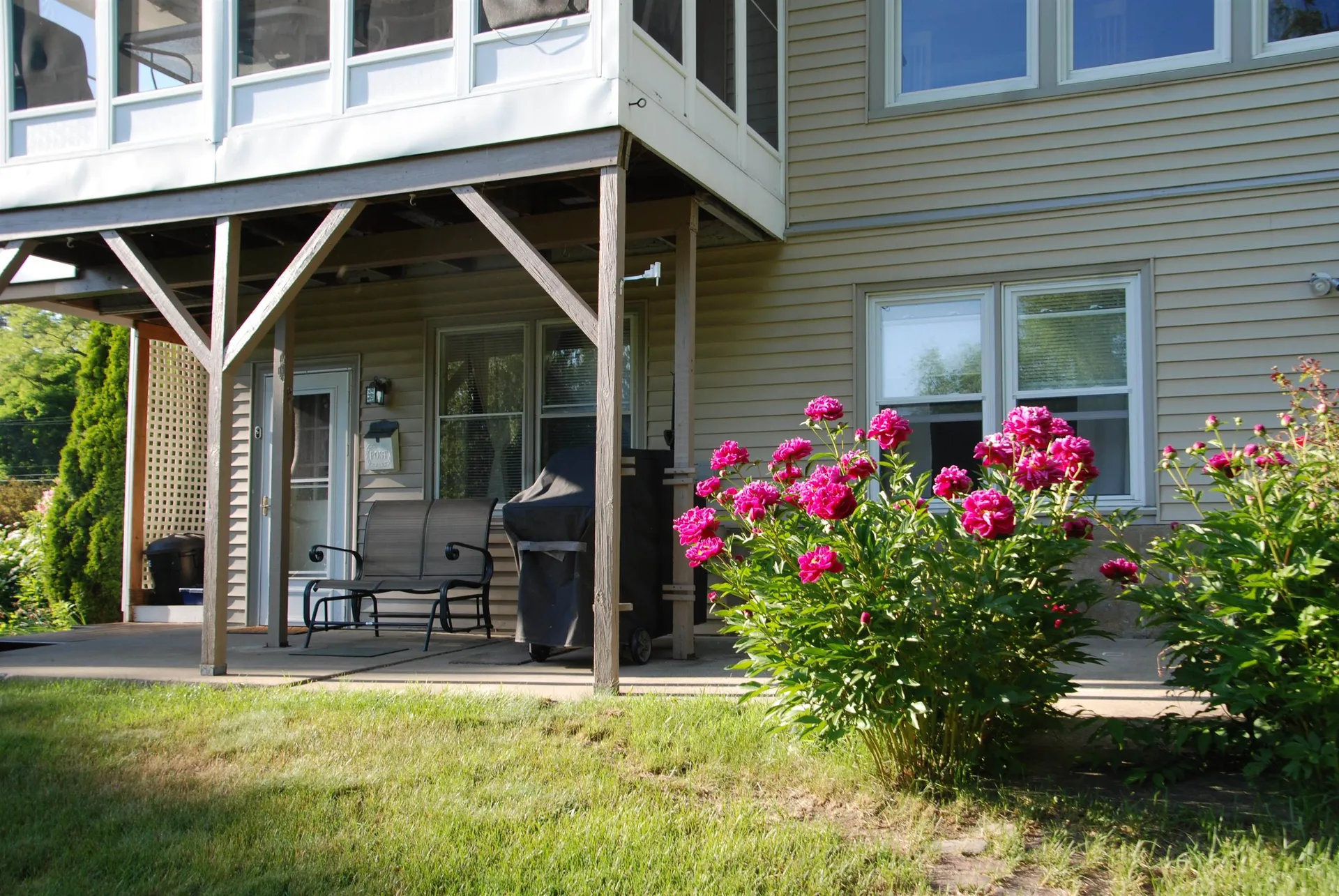 285 East Side Drive Concord NH 03301