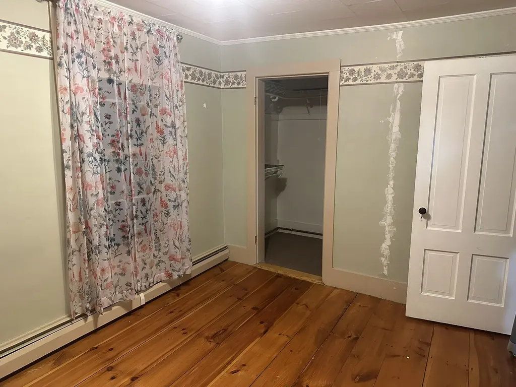 25 Old Wolfeboro Road Alton NH 03809