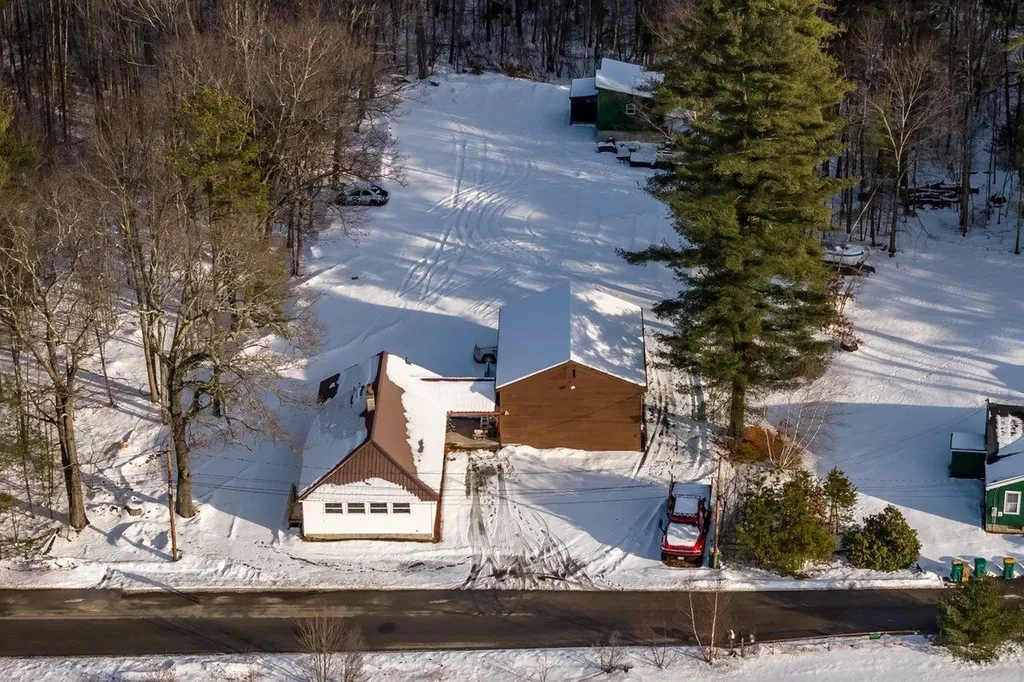 8 Phillips Lane Rochester NH 03868