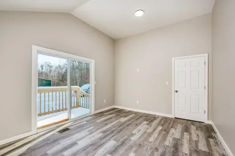 8 Phillips Lane Rochester NH 03868