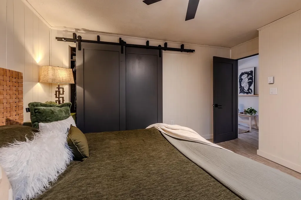 1161 Little Pond Road Londonderry VT 05148