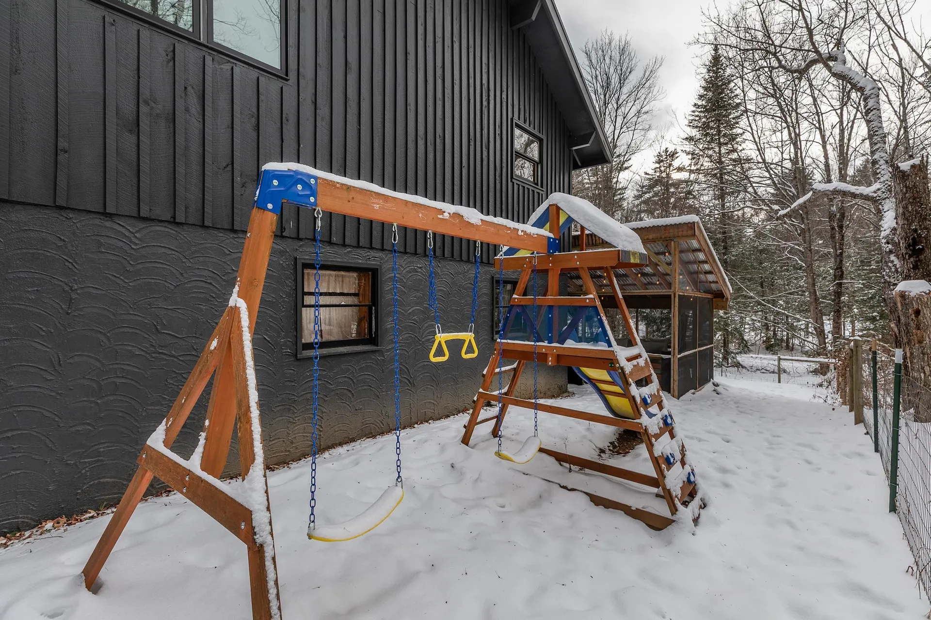 1161 Little Pond Road Londonderry VT 05148