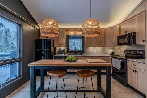 1161 Little Pond Road Londonderry VT 05148