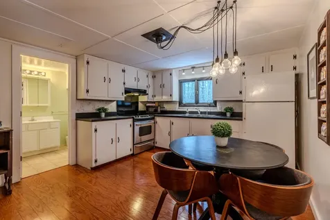 1161 Little Pond Road Londonderry VT 05148