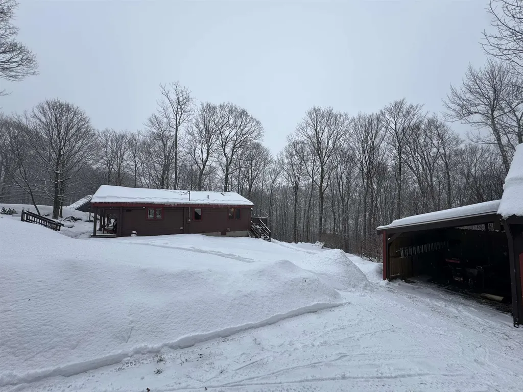 1160 Bergrucken Lane Stamford VT 05352