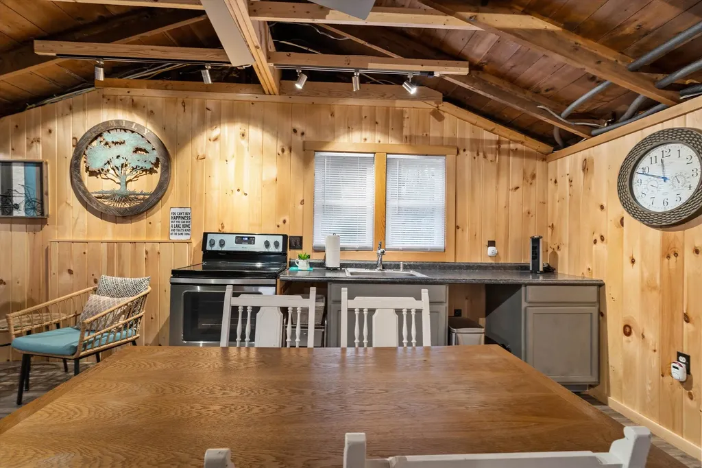 43-45 Elm Street Bristol NH 03222