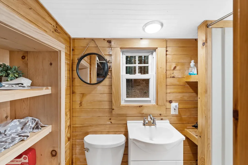 43-45 Elm Street Bristol NH 03222