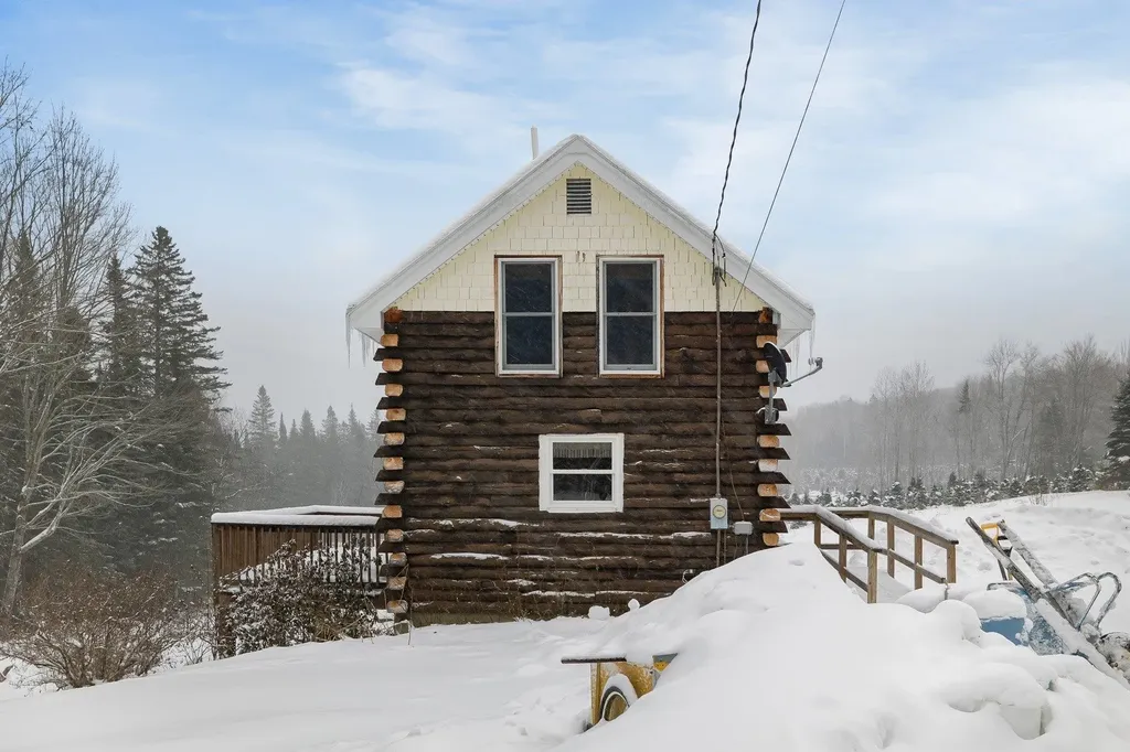 333 Chamberlain Road Canaan VT 05903