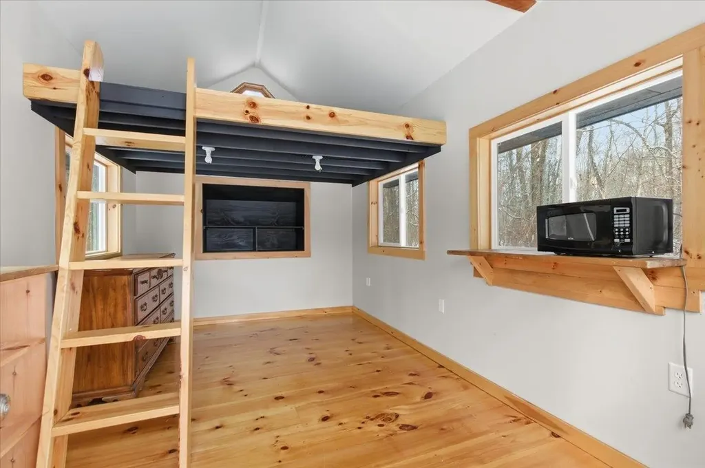 1227 Vermont Route 30 Townshend VT 05353