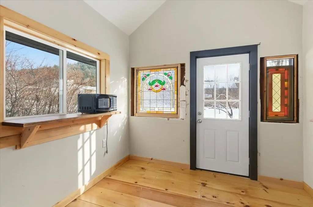 1227 Vermont Route 30 Townshend VT 05353