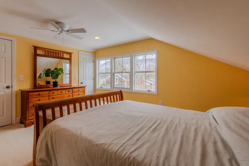 5481 Main Street Manchester VT 05255