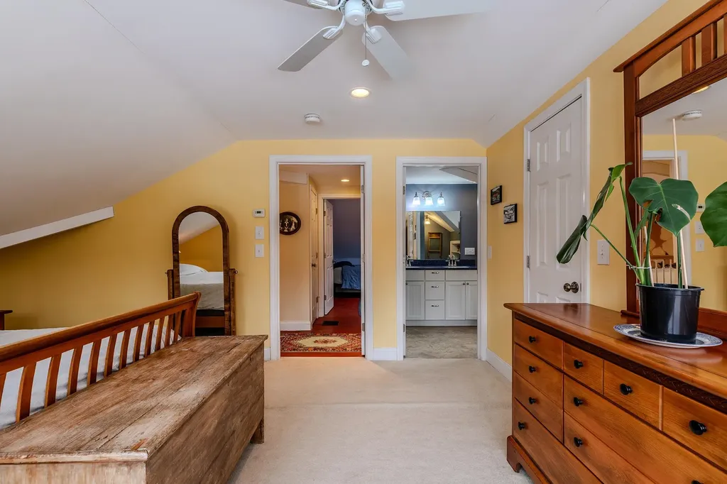 5481 Main Street Manchester VT 05255