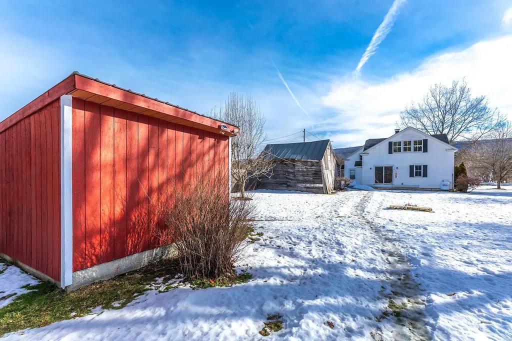 5481 Main Street Manchester VT 05255