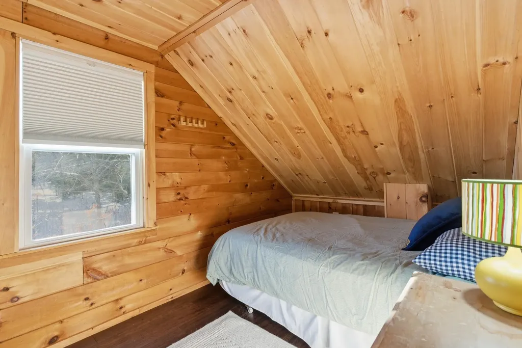 30 Gerald Drive Newbury NH 03255