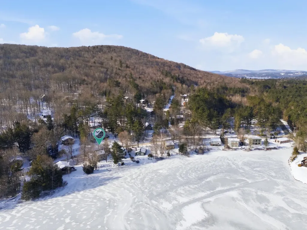 30 Gerald Drive Newbury NH 03255