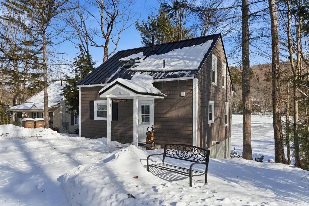 30 Gerald Drive Newbury NH 03255