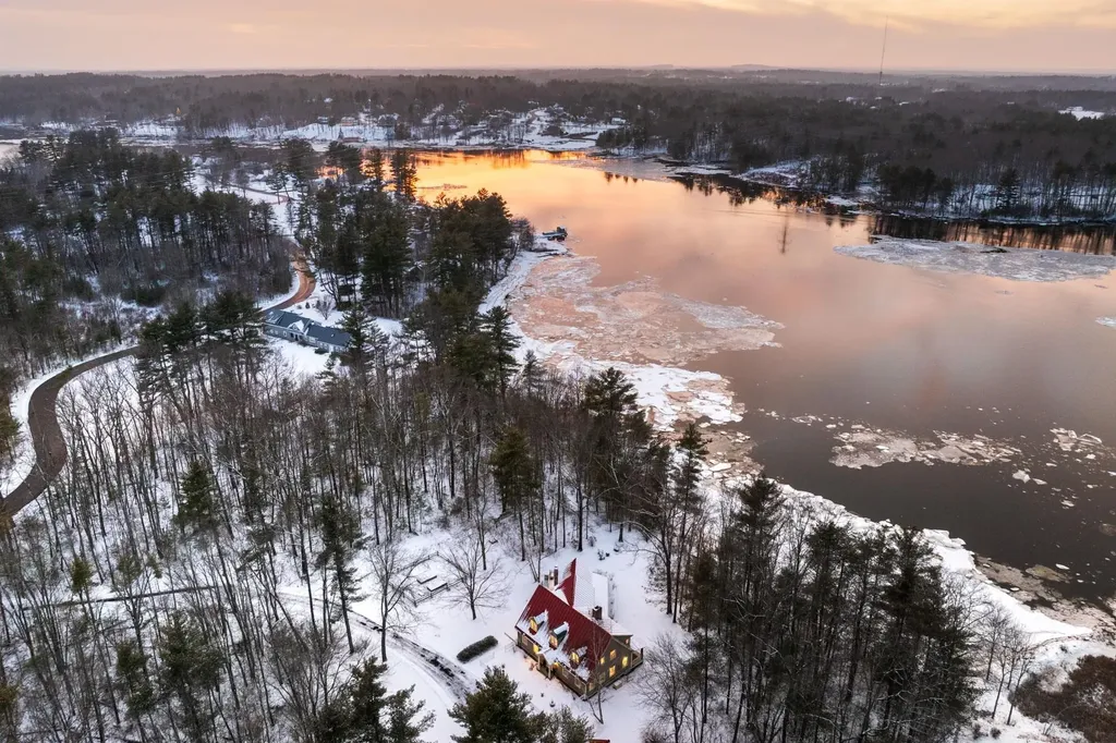 116 Heron Cove Road Eliot ME 03903