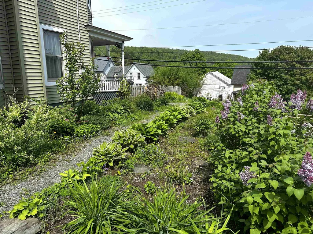 28 Upper Cherry Street Hardwick VT 05843