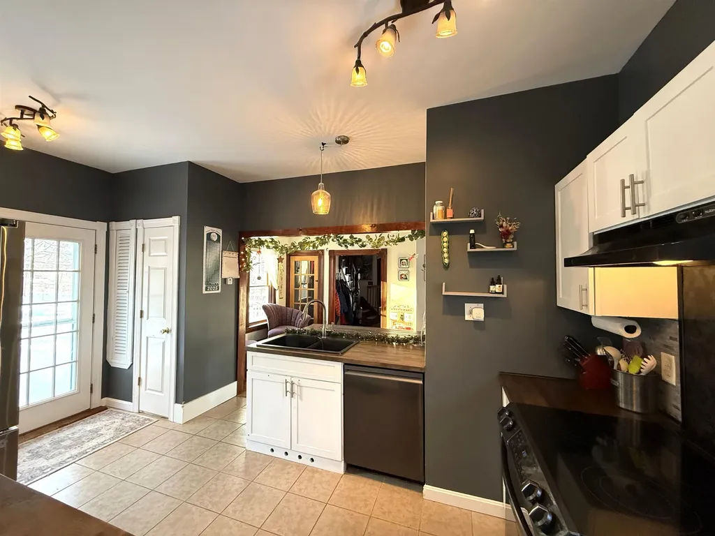 28 Upper Cherry Street Hardwick VT 05843